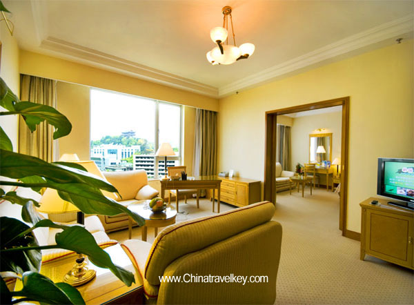 Guestroom of Lakeside Hotel Fuzhou