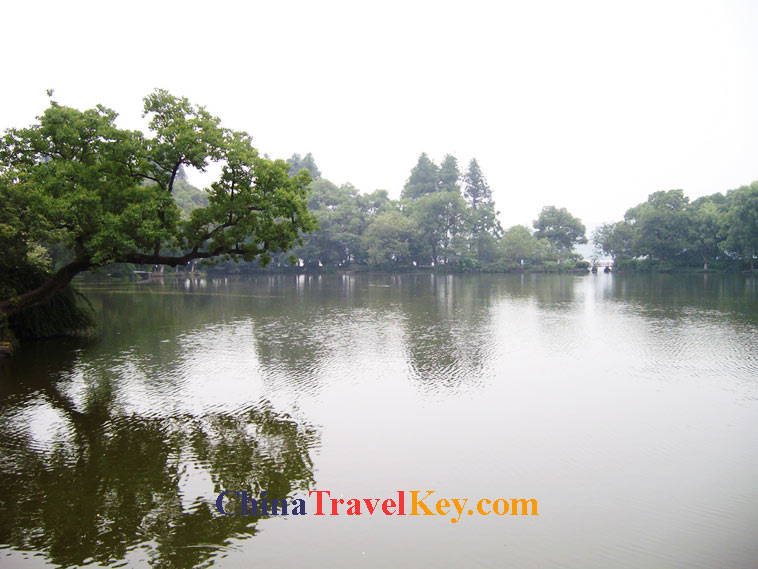 photo of hangzhou west lake