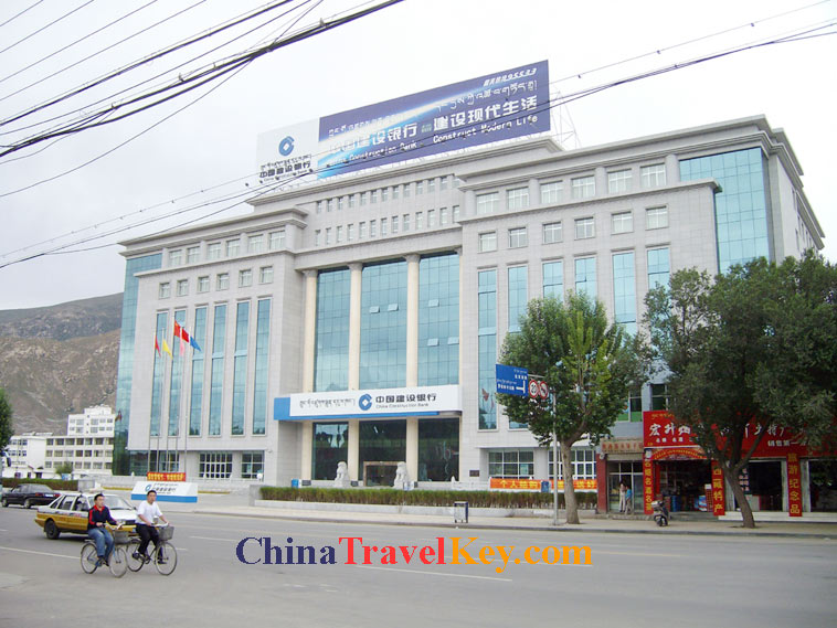 photo of lhasa street