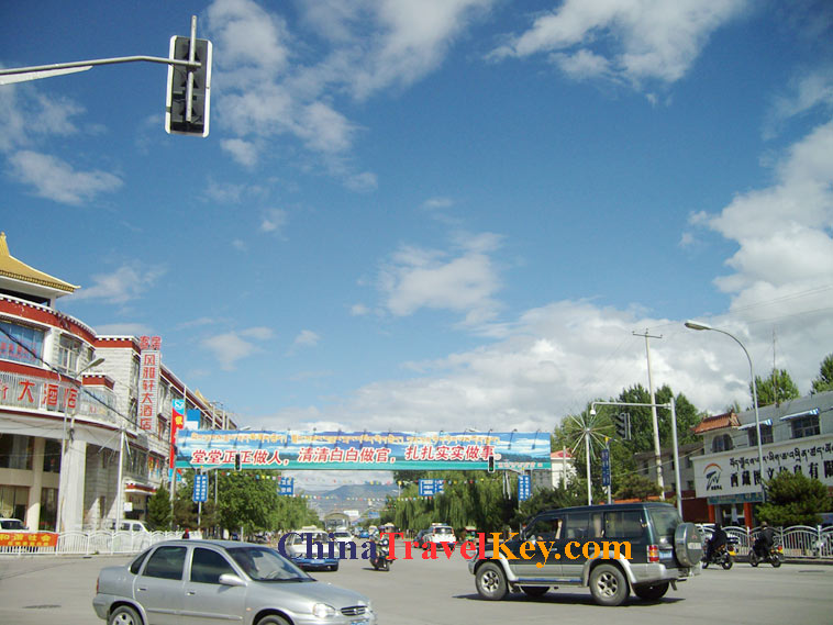 photo of lhasa street