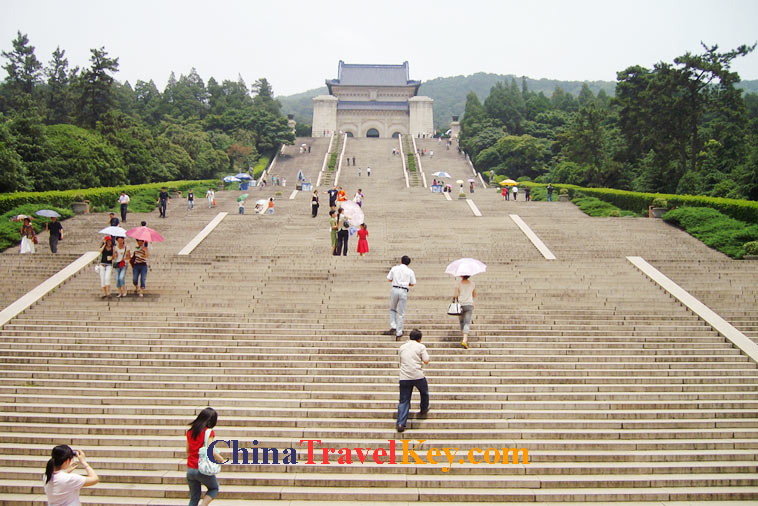 photo of mausoleum of dr.sun yat sen