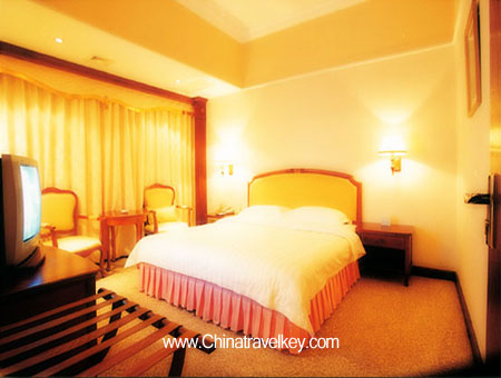Guestroom of Phoenix Hotel Nanning