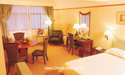 Guestroom of Eastern Light International Hotel Qingdao