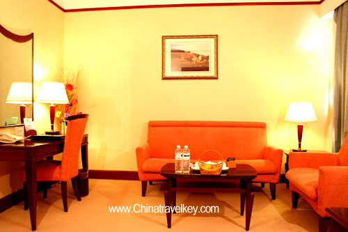 Guestroom of Eastern Light International Hotel Qingdao