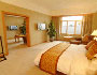 Guestroom of Oceanwide Elite Hotel Qingdao