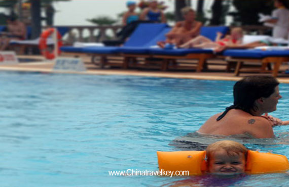 Pool of Seaview Garden Hotel Qingdao