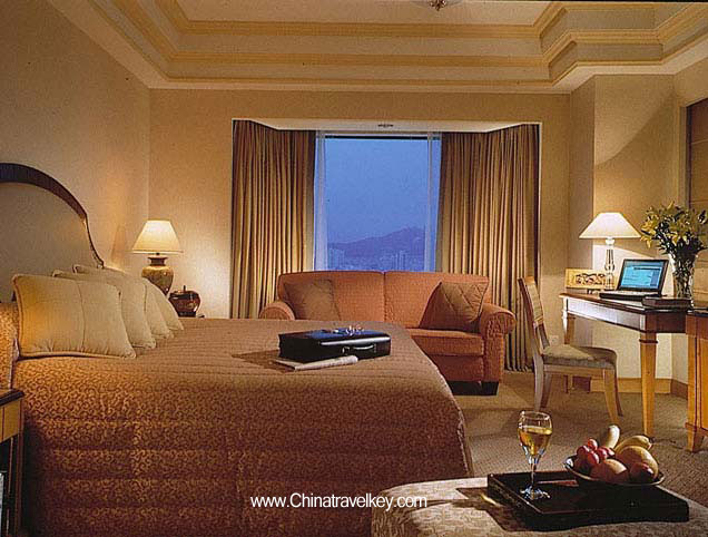 Guestroom of Shangri-La Hotel Qingdao