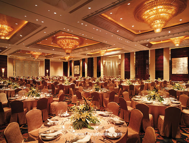 Restaurant of Shangri-La Hotel Qingdao
