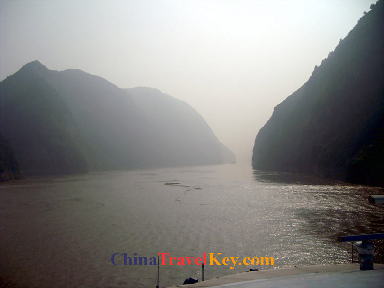 photo of Yangtze River wu gorge