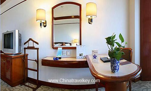 Guestroom of Gloria Plaza Hotel Beijing