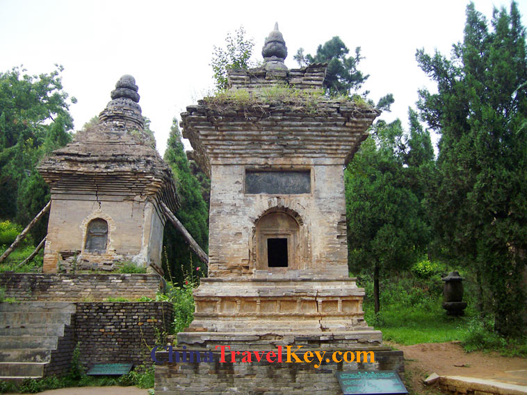 photo of dengfeng pagoda forest shanlin temple