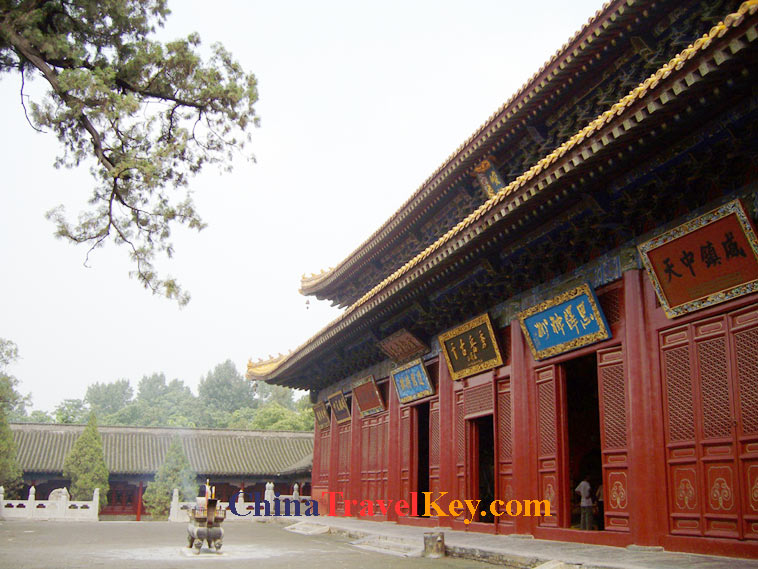 photo of dengfeng zhongyue temple