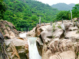 Xiaolou Renjia Scenic Area