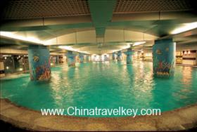 Pool of Merryland Resort Hotel Guilin