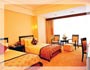 Guestroom of Howard Johnson Oriental Hotel Hangzhou