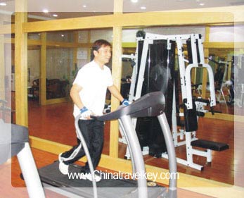 Gymnasium of Howard Johnson Oriental Hotel Hangzhou