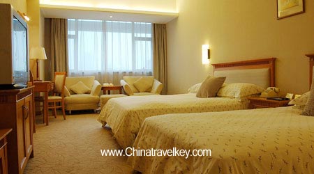 Guestroom of New Century Hotel Hangzhou 