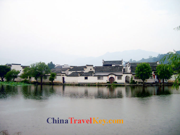photo of huangshan hongcun village
