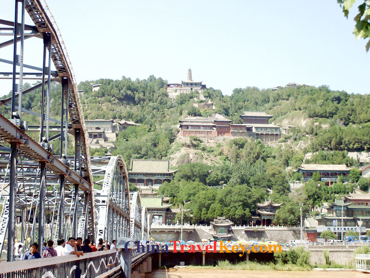photo of zhongshan bridge