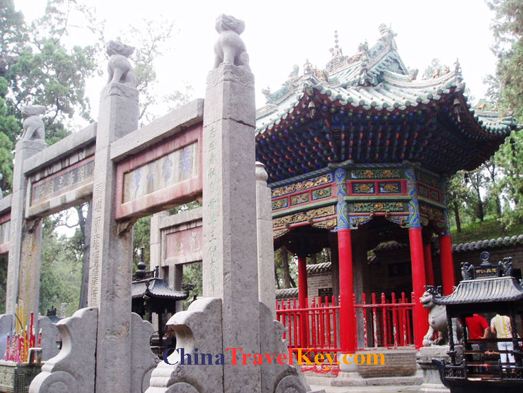 photo of luoyang guanlin temple
