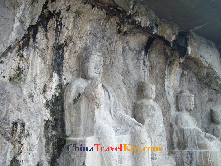 photo of luoyang longmen grotto