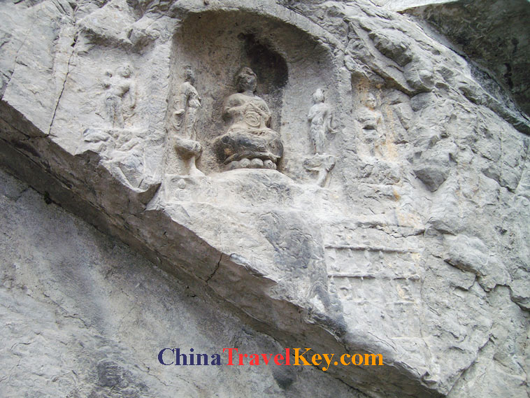 photo of luoyang longmen grotto