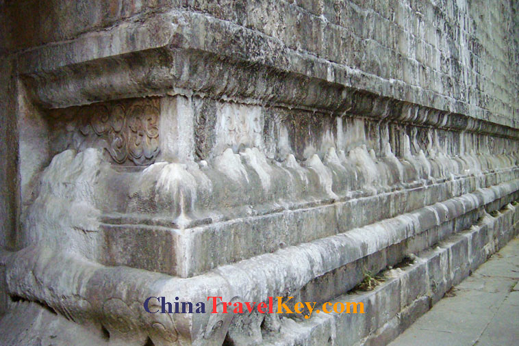 photo of nanjing ming tomb