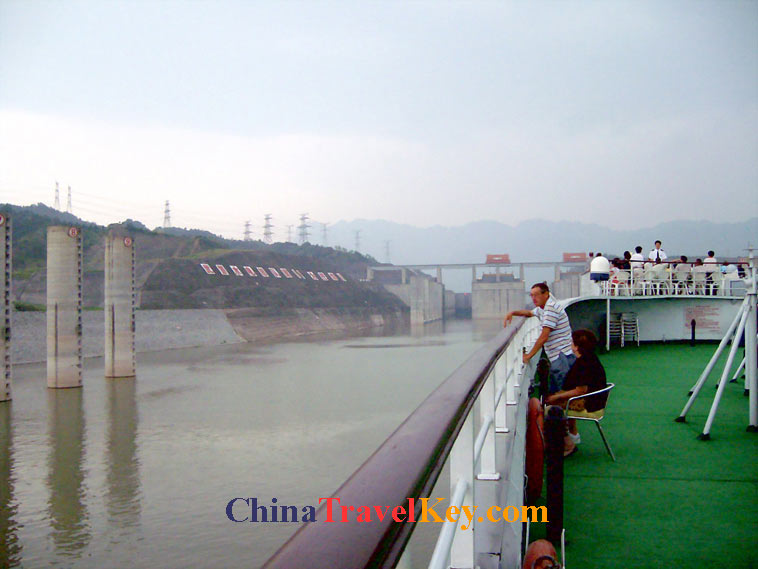 photo of Yichang Three Gorges Dam