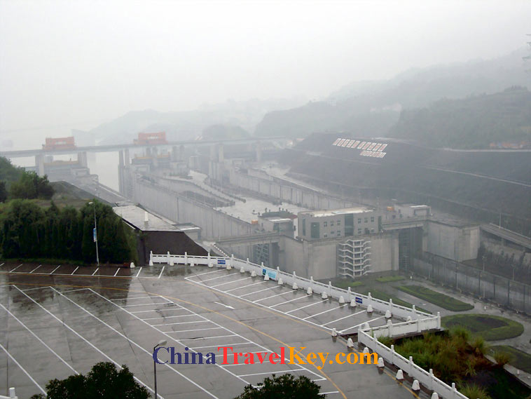 photo of Yichang Three Gorges Dam